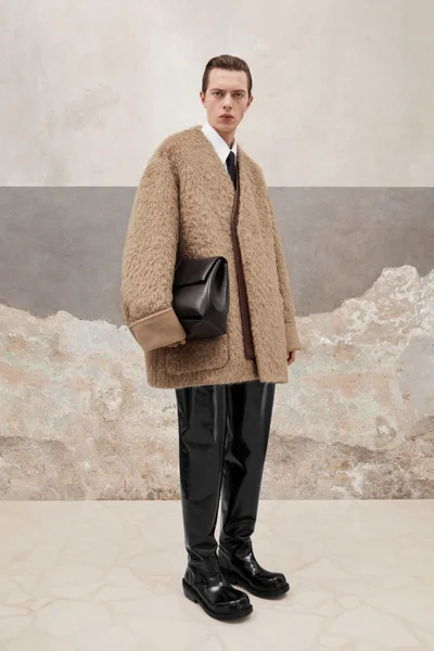 Look 7